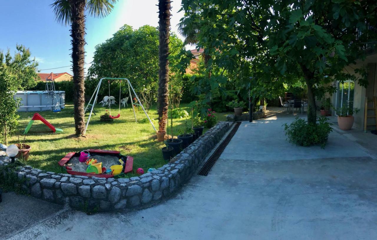 Apartman Blazek คาสตาฟ ภายนอก รูปภาพ